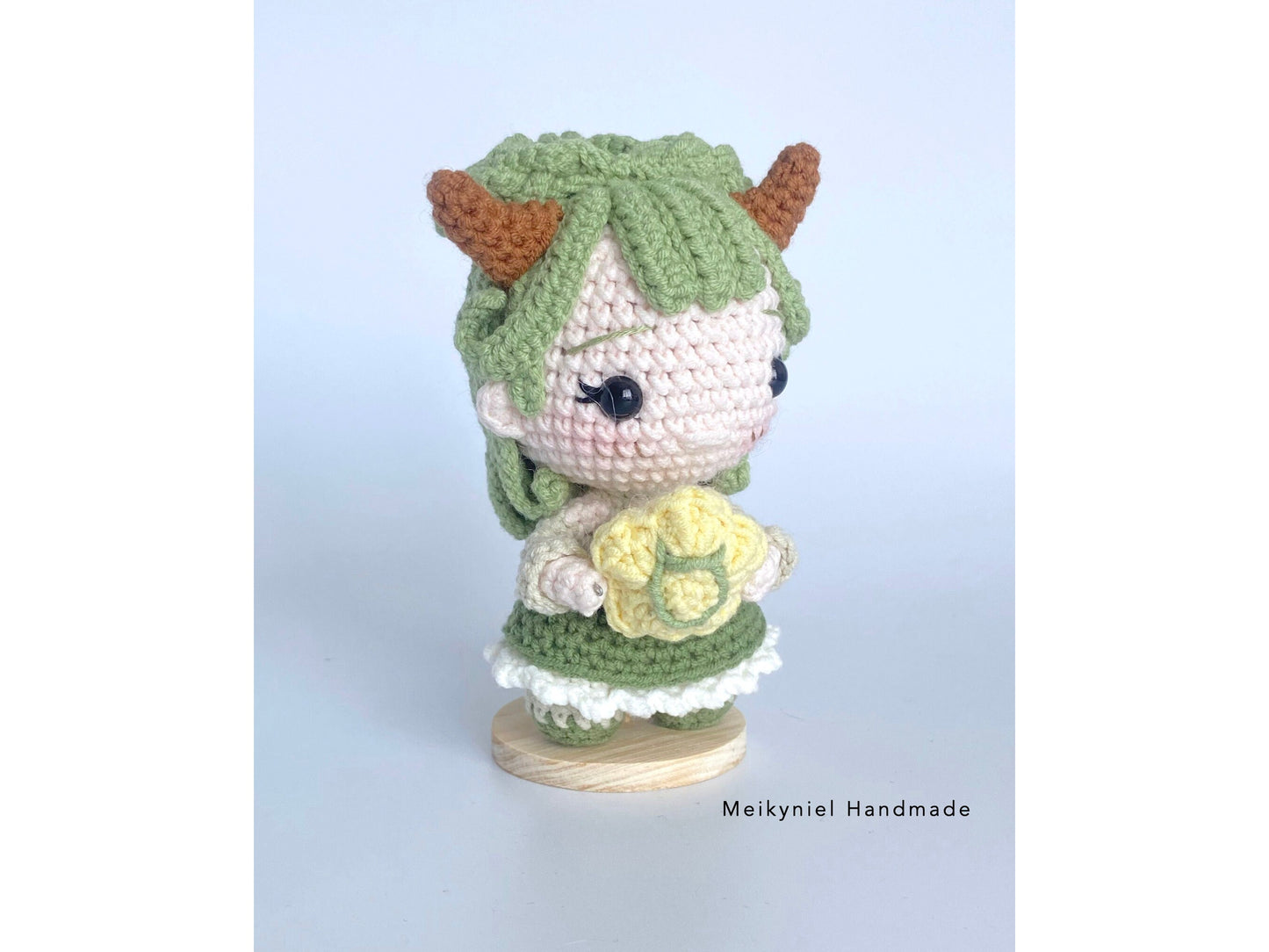 Crochet Doll Pattern : Chibi Star Sign "Taurus" Amigurumi Crochet Doll