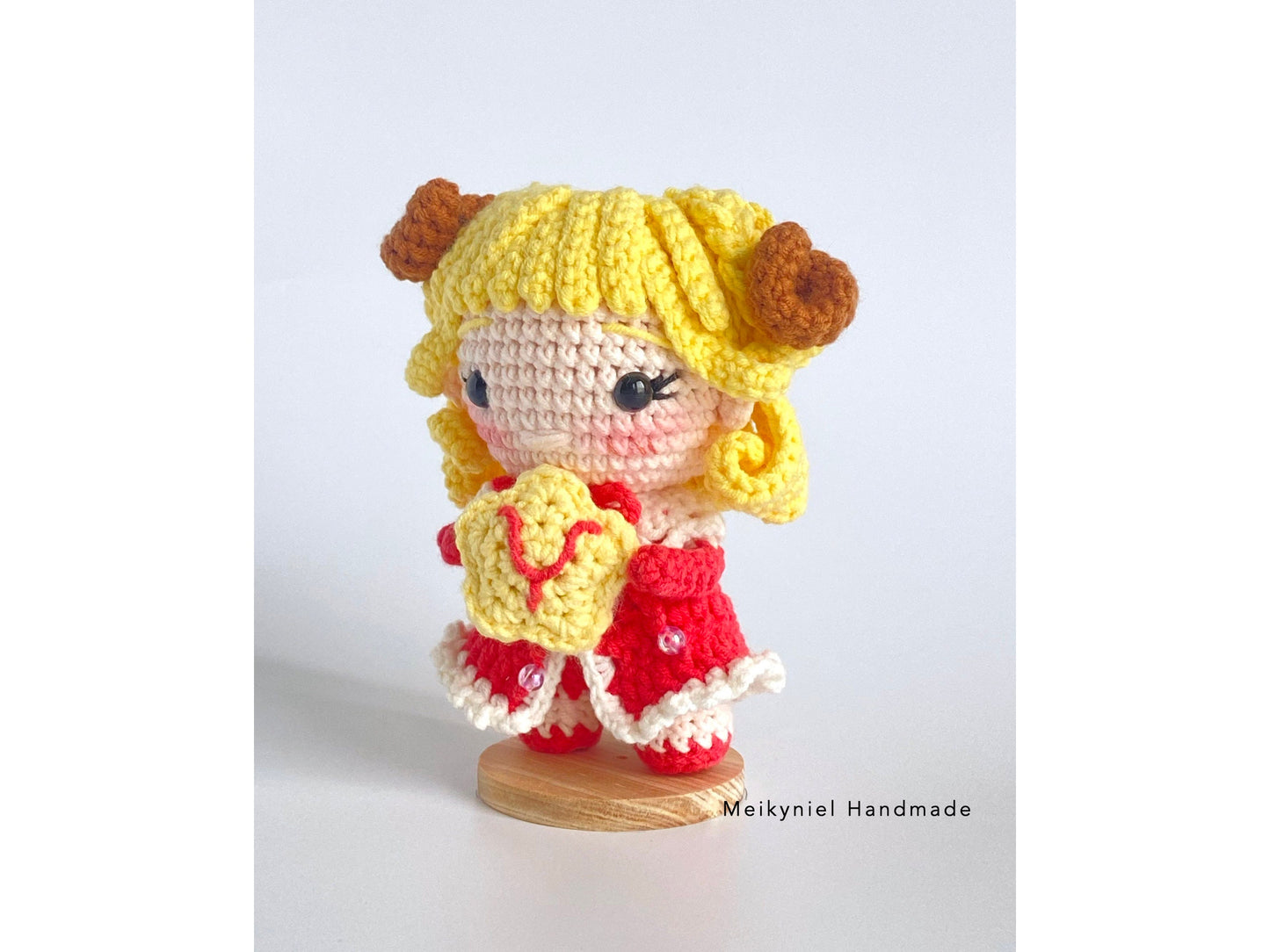Crochet Doll Pattern : Chibi Star Sign "Aries" Amigurumi Crochet Doll