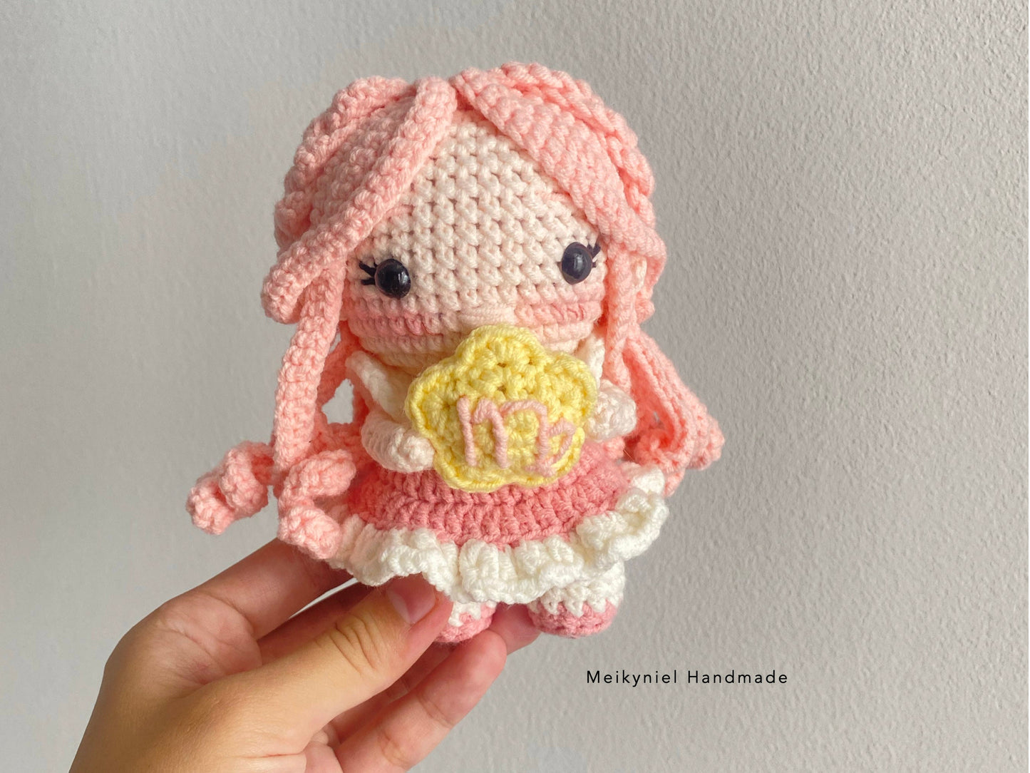 Crochet Doll Pattern : Chibi Star Sign "Virgo" Amigurumi Crochet Doll