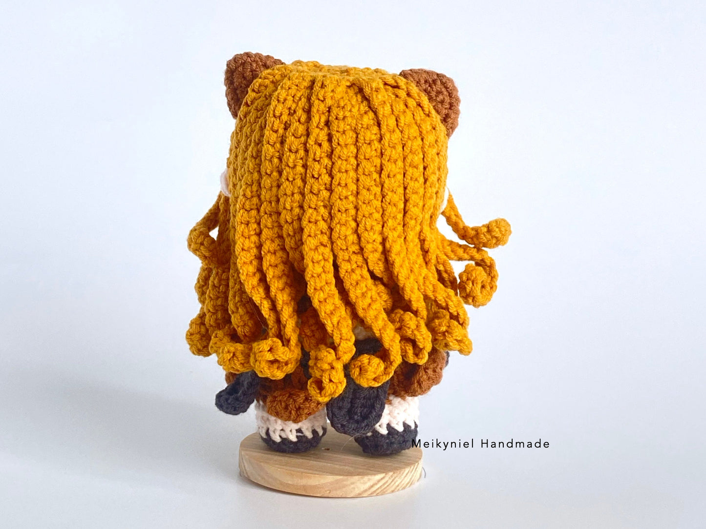 Crochet Doll Pattern : Chibi Star Sign "Leo" Amigurumi Crochet Doll
