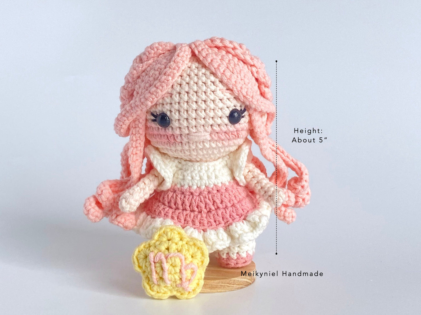 Crochet Doll Pattern : Chibi Star Sign "Virgo" Amigurumi Crochet Doll