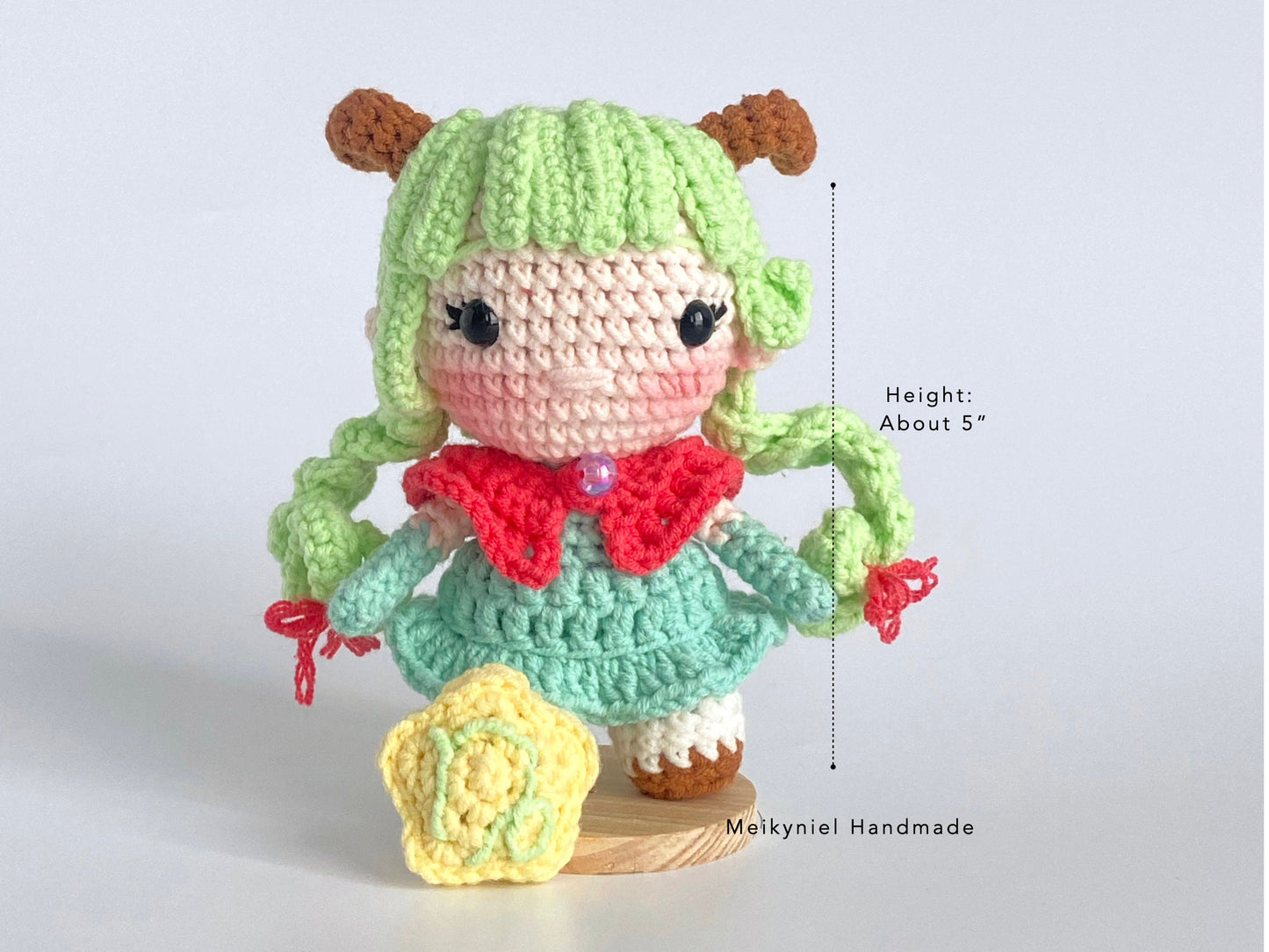 Crochet Doll Pattern : Chibi Star Sign "Capricorn" Amigurumi Crochet Doll