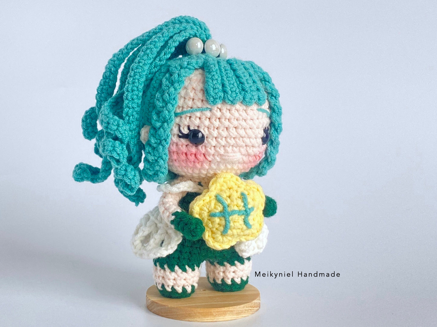 Crochet Doll Pattern : Chibi Star Sign "Pisces” Amigurumi Crochet Doll
